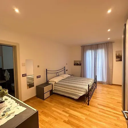 Roberta Apartman *
